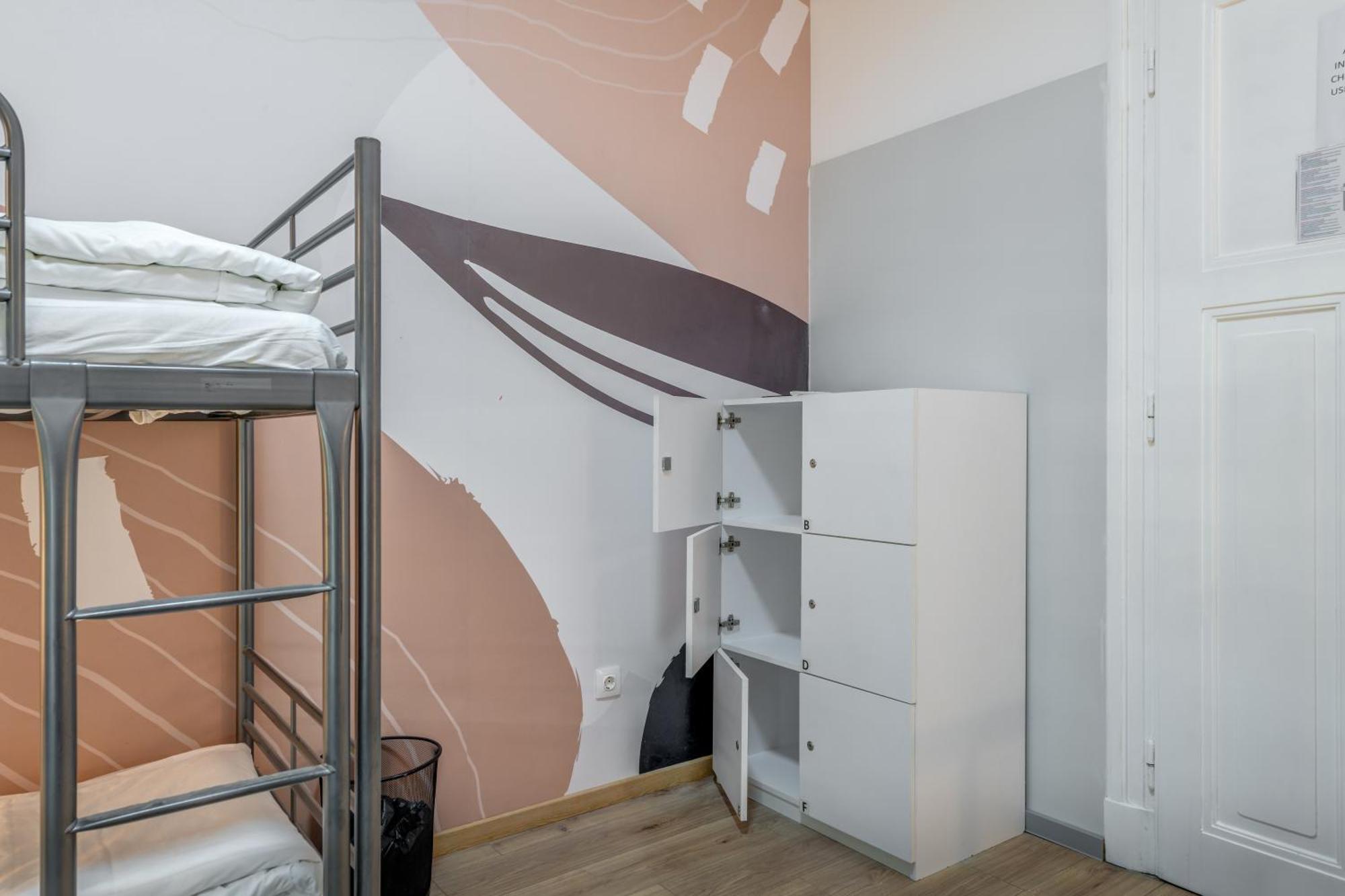 Colors Of Adriatic - Youth Only Hostel *